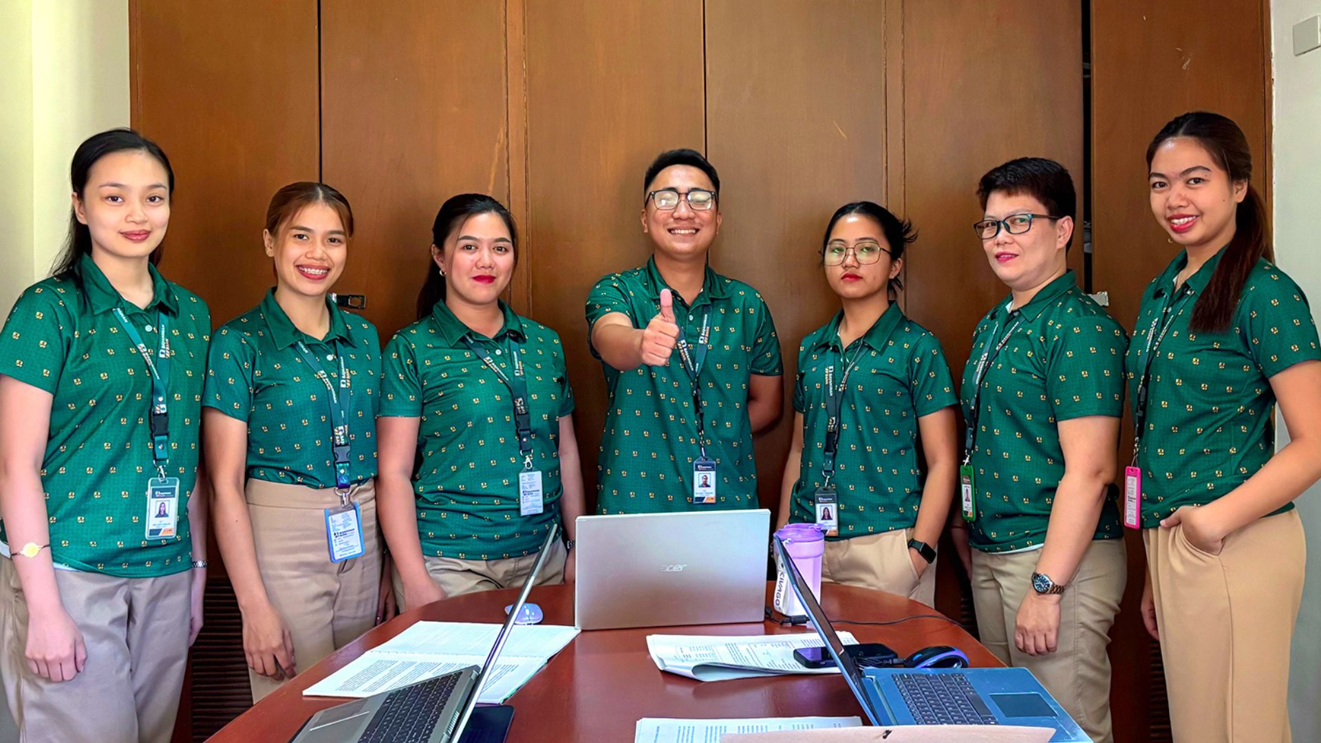 staff-img